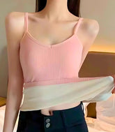 Regata Feminina Térmica com Alças Finas em tecido isolante, ideal para manter o calor e garantir estilo no inverno.